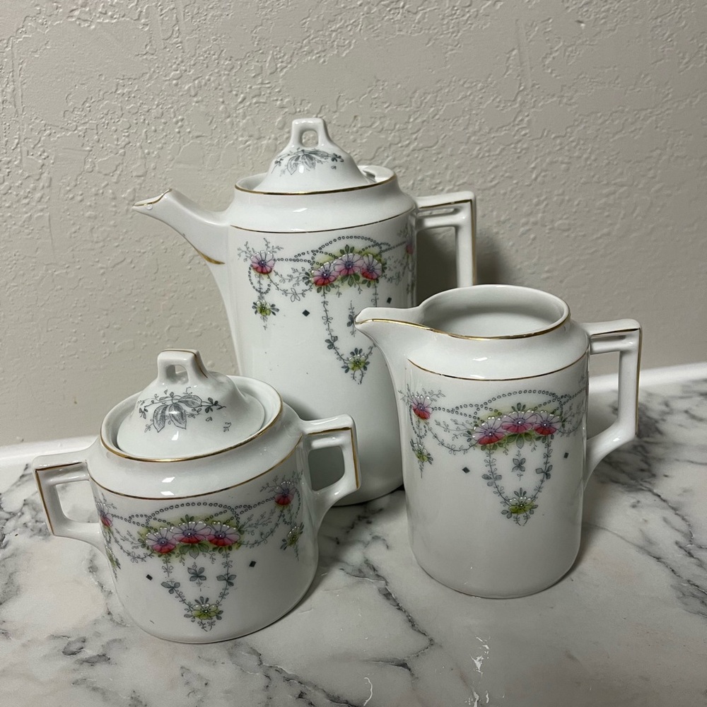 Porcelain Tea Cup set